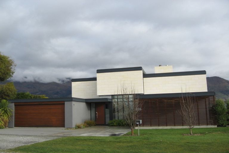 Photo of property in 234 Beacon Point Road, Wanaka, 9305