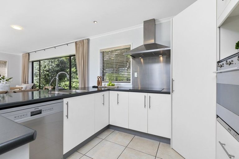 Photo of property in 14 Finlayson Place, Welcome Bay, Tauranga, 3112