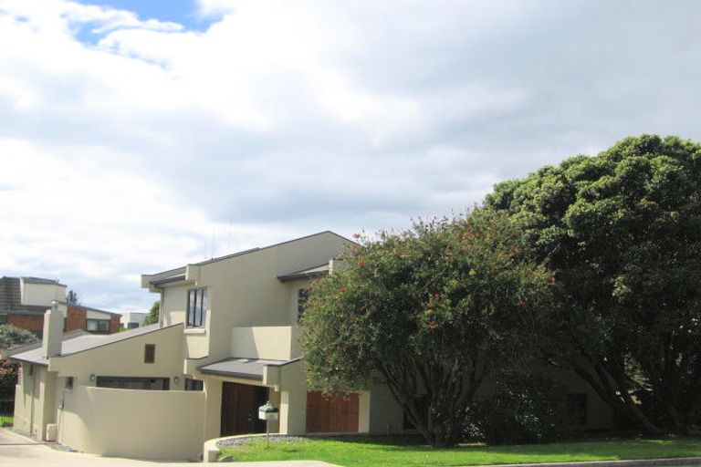 Photo of property in 145 Oceanview Road, Mount Maunganui, 3116