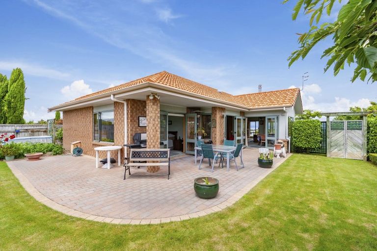 Photo of property in 28 The Grove, Nukuhau, Taupo, 3330