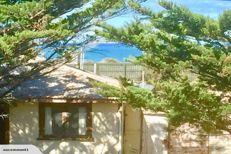 Photo of property in 1 Coates Road, Birdlings Flat, Little River, 7591