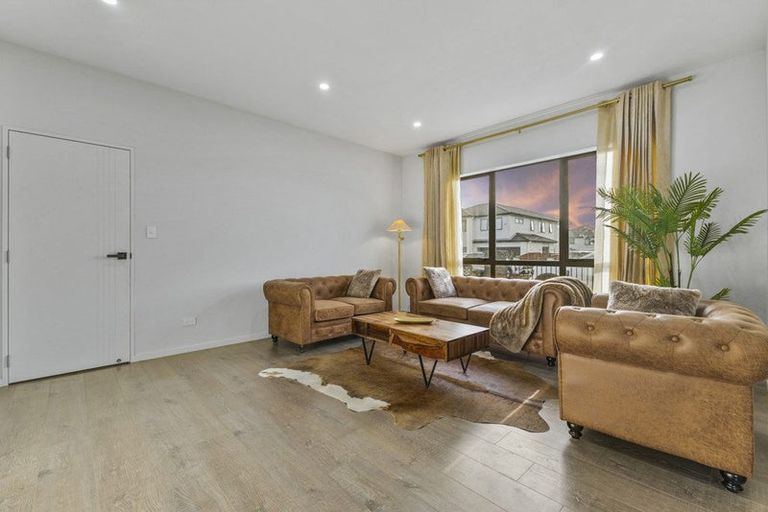 Photo of property in 8 Kilcadden Drive, Flat Bush, Auckland, 2019