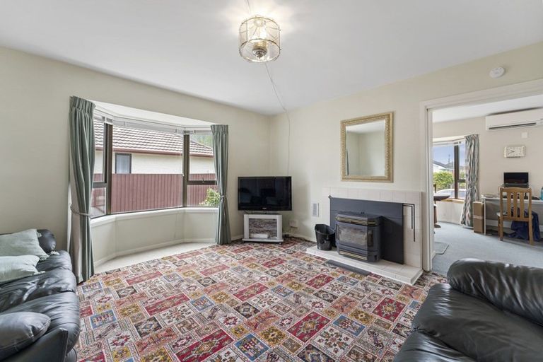 Photo of property in 32 Greenhurst Street, Sockburn, Christchurch, 8042
