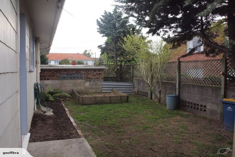 Photo of property in 2/85 Lake Road, Belmont, Auckland, 0622