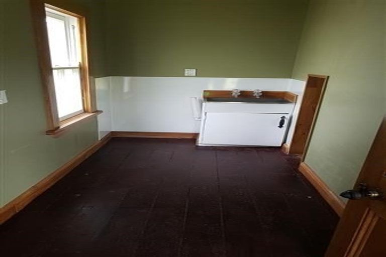 Photo of property in 125 Fitzherbert Avenue, West End, Palmerston North, 4410