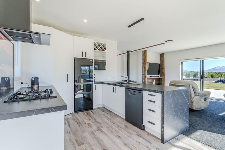 Photo of property in 39 Ben Ohau Road, Ben Ohau, Twizel, 7999