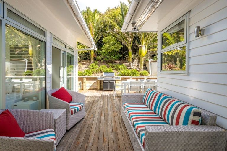 Photo of property in 2/28 Beach Parade, Oneroa, Waiheke Island, 1081