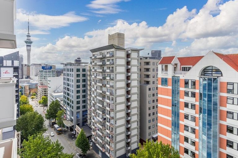 Photo of property in Oakwood Hall Apartments, 13b/81 Wakefield Street, Auckland Central, Auckland, 1010