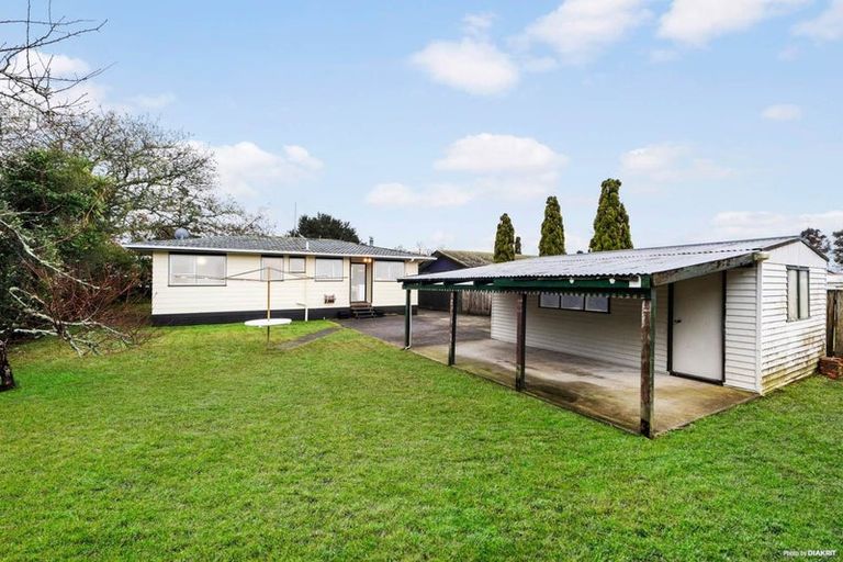 Photo of property in 1 Murillo Place, Henderson, Auckland, 0612