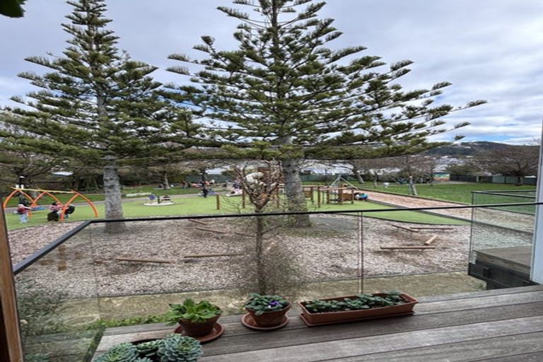 Photo of property in 4d Regent Street, Newtown, Wellington, 6021