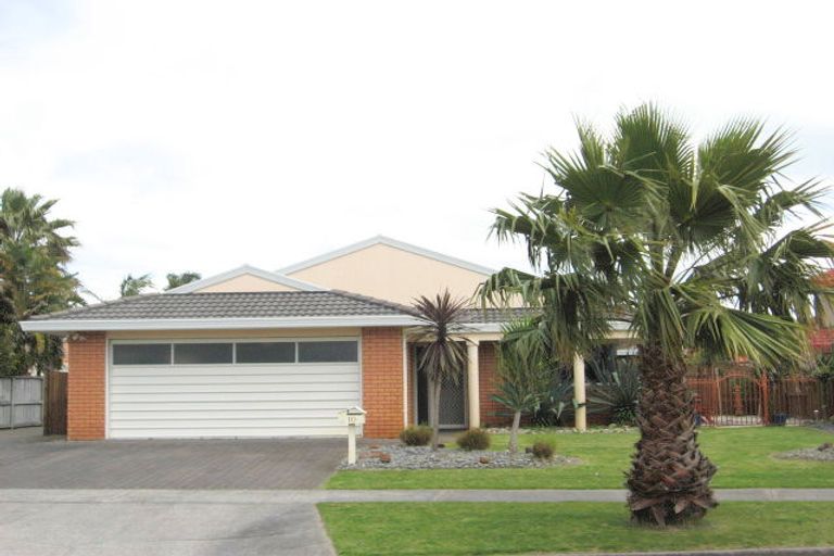 Photo of property in 10 Monterey Key, Papamoa Beach, Papamoa, 3118