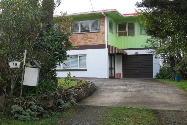 Photo of property in 18 Exhibition Drive, Titirangi, Auckland, 0604