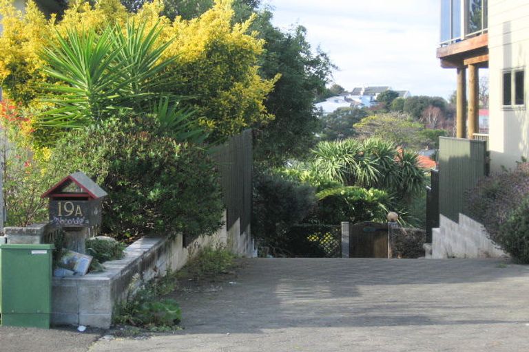 Photo of property in 19a Selwyn Road, Hospital Hill, Napier, 4110