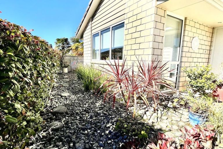 Photo of property in 2 Barossa Way, Brookfield, Tauranga, 3110