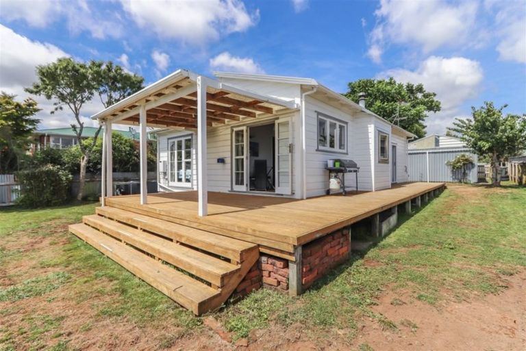 Photo of property in 4 Mamaku Street, Inglewood, 4330