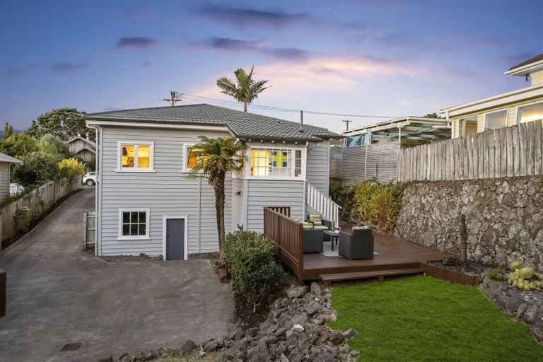 Photo of property in 32 Fergusson Avenue, Sandringham, Auckland, 1025