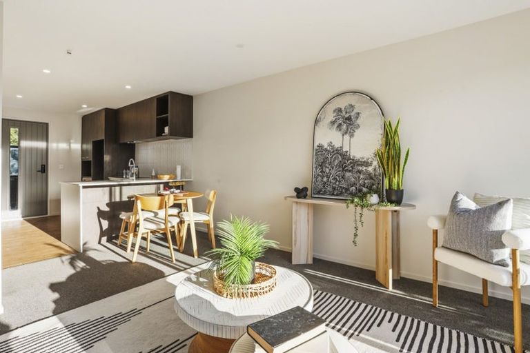 Photo of property in 2/97 Simeon Street, Spreydon, Christchurch, 8024