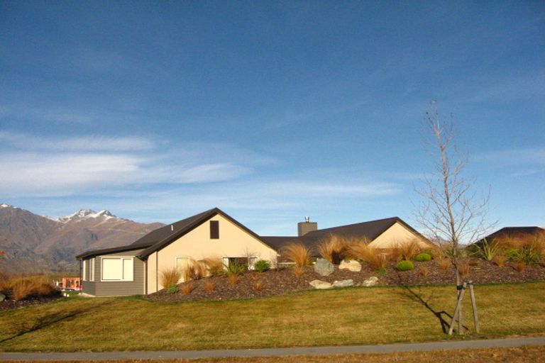 Photo of property in Butel Park, 35 Essex Avenue, Arrowtown, 9302