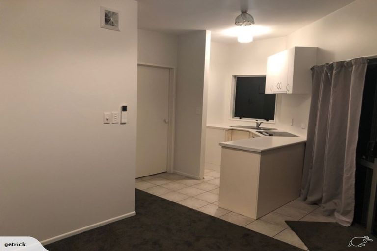Photo of property in 53 Sikkim Crescent, Clover Park, Auckland, 2019