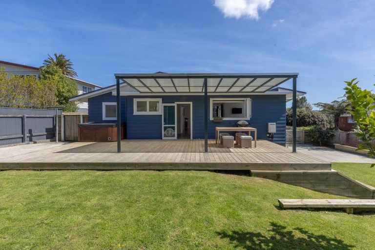 Photo of property in 16 Glen Street, Levin, 5510