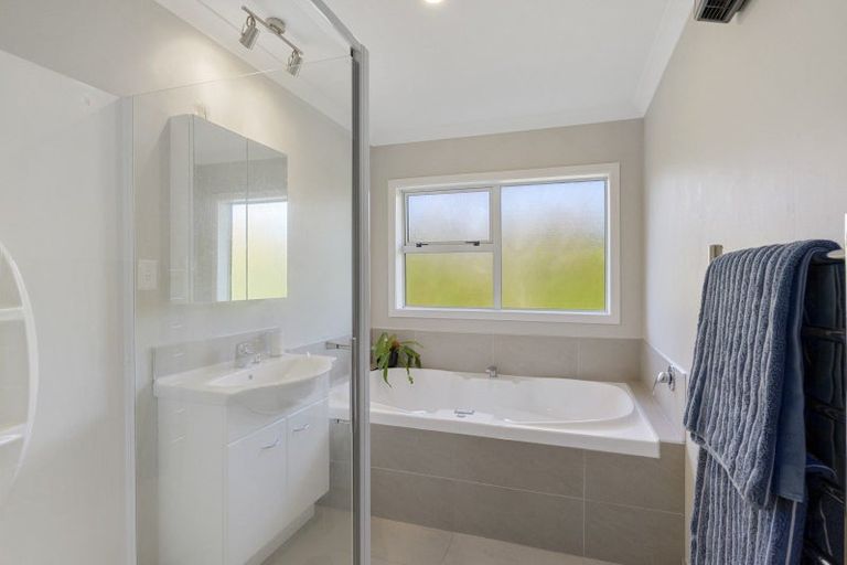 Photo of property in 60 Jacks Drive, West Melton, 7618