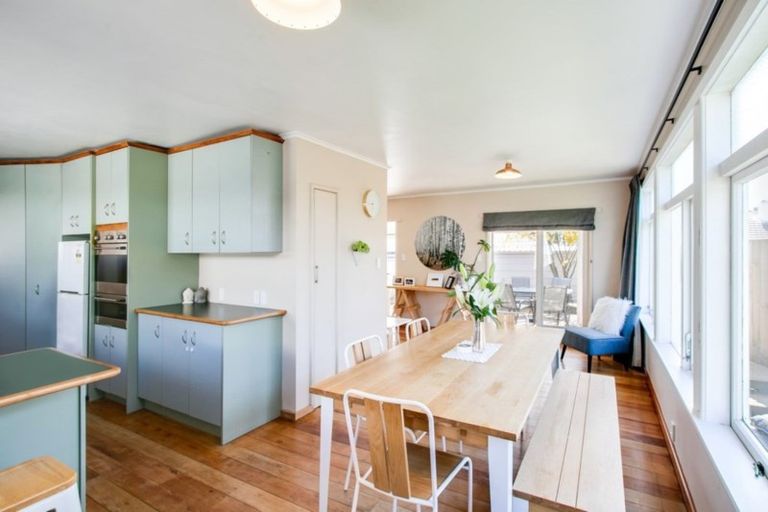 Photo of property in 20b Brookvale Road, Havelock North, 4130