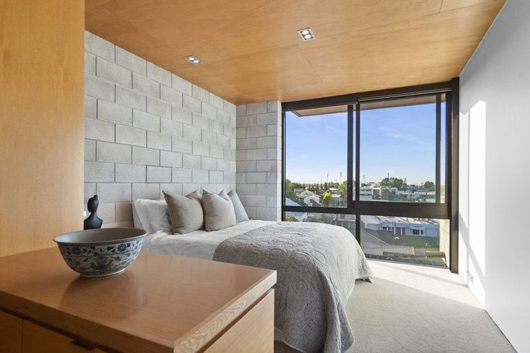 Photo of property in 30b Thackeray Street, Hamilton Lake, Hamilton, 3204