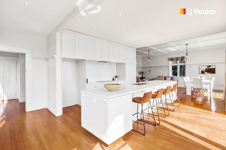 Photo of property in 7 Ngaio Street, Macandrew Bay, Dunedin, 9014