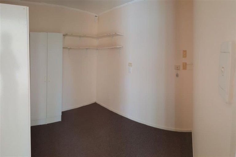 Photo of property in 2/16 Oakridge Way, Northpark, Auckland, 2013