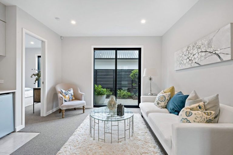 Photo of property in 14 Third Fairway Place, Albany, Auckland, 0632