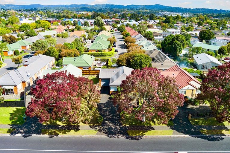 Photo of property in 172 Waitemata Drive, Ranui, Auckland, 0612