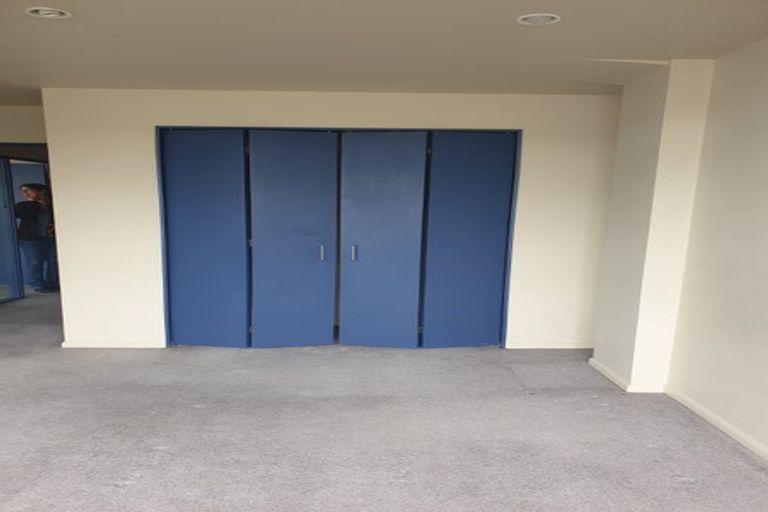 Photo of property in Grandstand Apartments, 11/80 Kent Terrace, Mount Victoria, Wellington, 6011