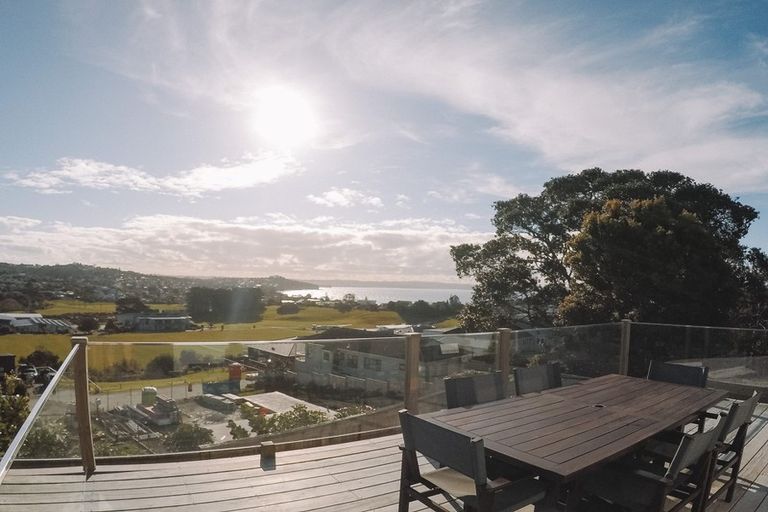 Photo of property in 54b Stanmore Bay Road, Stanmore Bay, Whangaparaoa, 0932
