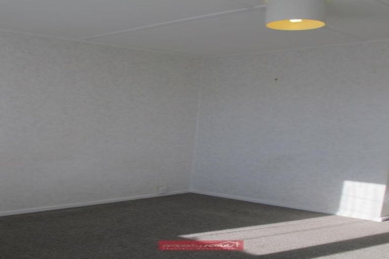 Photo of property in 1 Burgess Street, Green Island, Dunedin, 9018