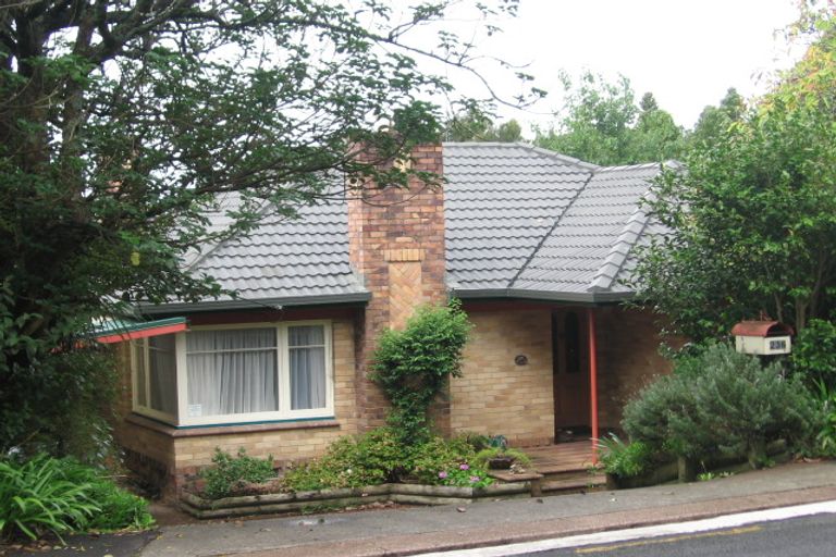 Photo of property in 236 Godley Road, Titirangi, Auckland, 0604