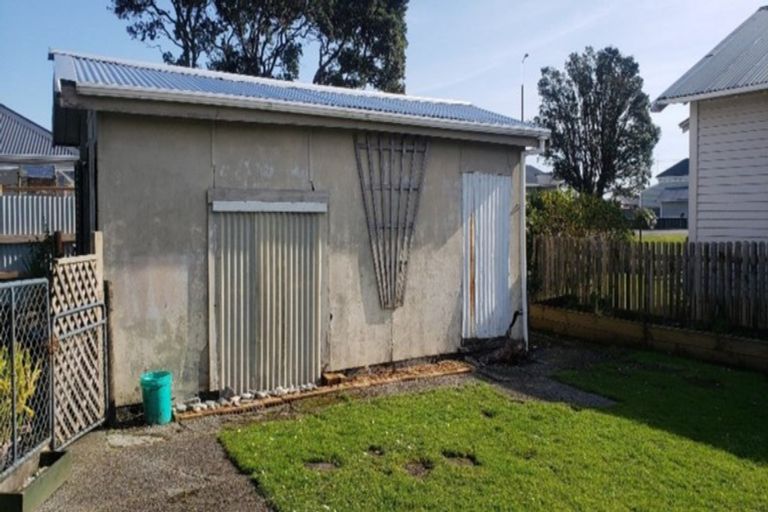 Photo of property in 34 Palmerston Street, Greymouth, 7805