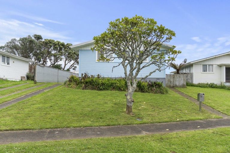 Photo of property in 7 Tohu Place, Spotswood, New Plymouth, 4310