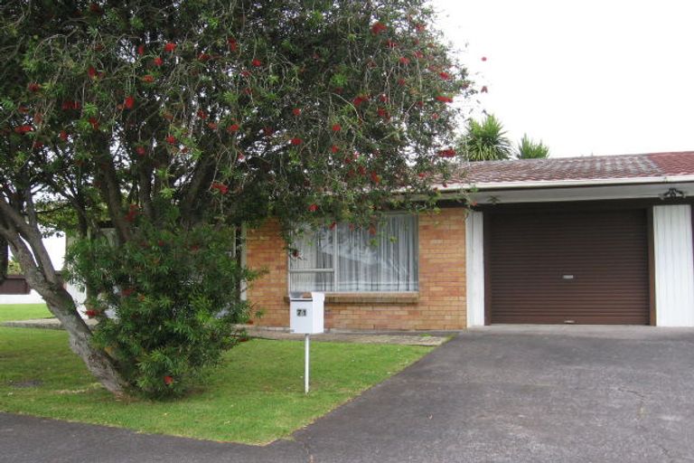 Photo of property in 71 Clayburn Road, Glen Eden, Auckland, 0602