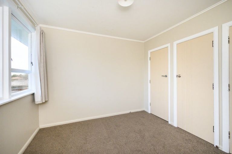 Photo of property in 26 Farnham Avenue, Highbury, Palmerston North, 4412