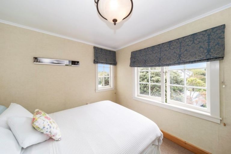Photo of property in 66 Gilbert Street, New Plymouth, 4310