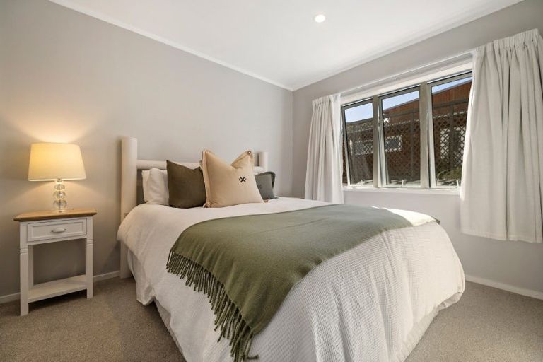 Photo of property in 13 Argyle Place, Arrowtown, 9302