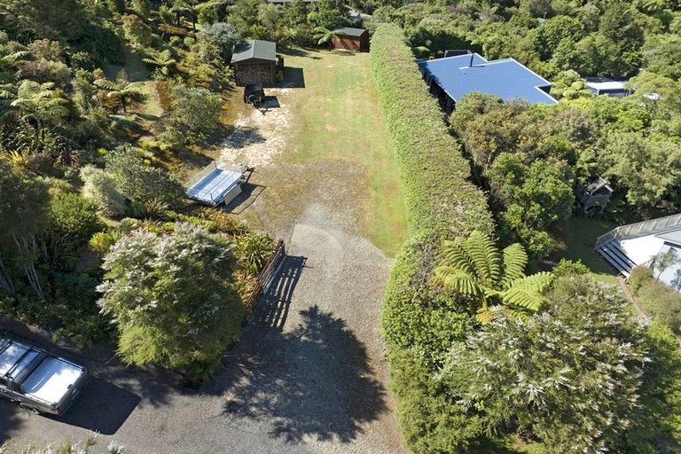 Photo of property in 16 Worlds End Road, Tennyson Inlet, Rai Valley, 7195