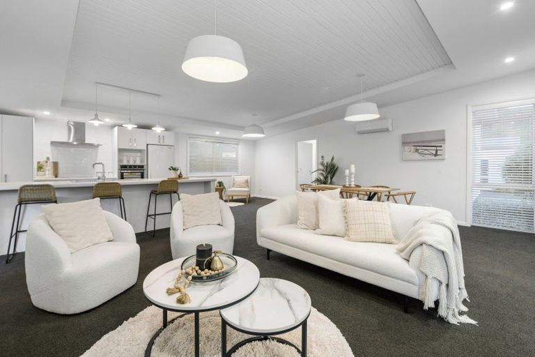 Photo of property in 30 Angela Place, Kinloch, Taupo, 3377