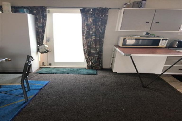 Photo of property in 3/76 Helvetia Road, Pukekohe, 2120