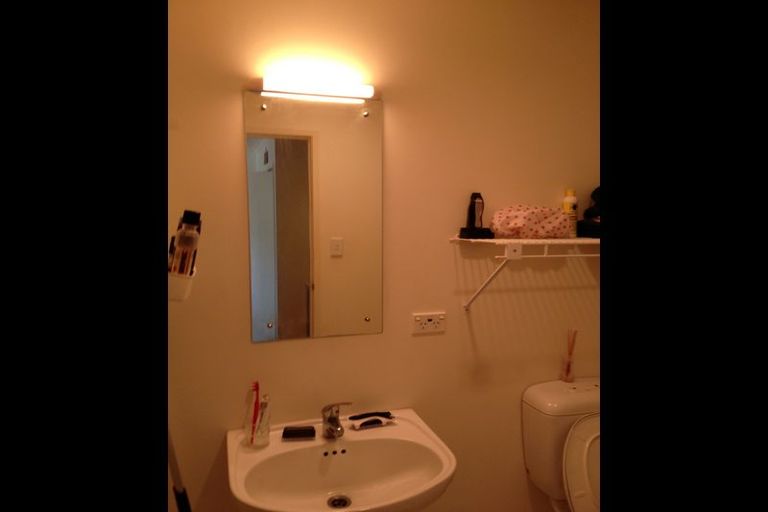 Photo of property in 4c/30 Westward Ho, Glen Eden, Auckland, 0602