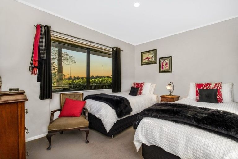 Photo of property in 59 Wairere Road, The Gardens, Auckland, 2105