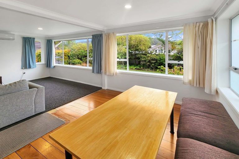 Photo of property in 3 Hikurangi Street, Trentham, Upper Hutt, 5018
