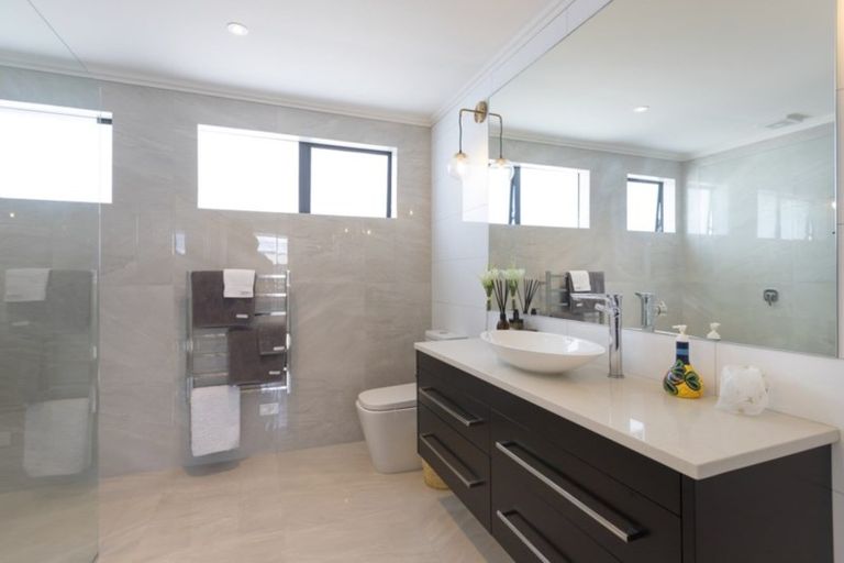 Photo of property in 2 Taiawa Place, Omaha, 0986