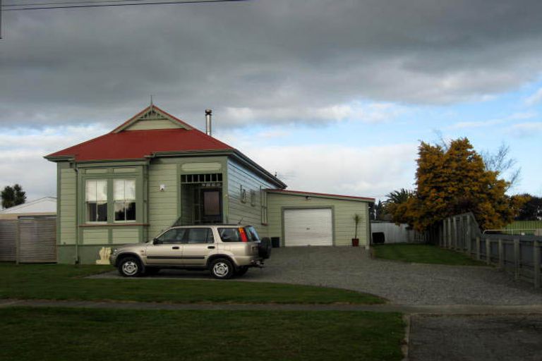 Photo of property in 15 Lincoln Road, Carterton, 5713