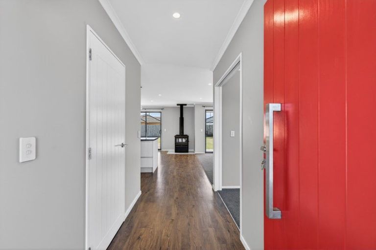 Photo of property in 7 Cressy Place, Darfield, 7510